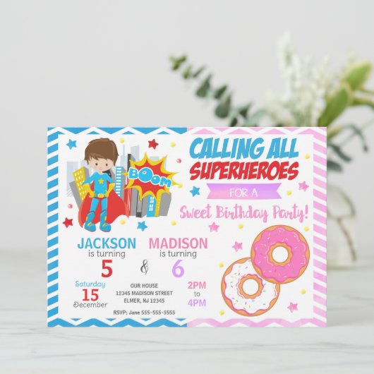 Superhero & Donut Joint Birthday Invitation Einladung (Stehend Vorderseite)