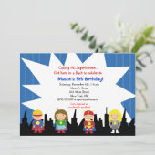 Superhero-Geburtstags-Party Einladungen (Stehend Vorderseite)