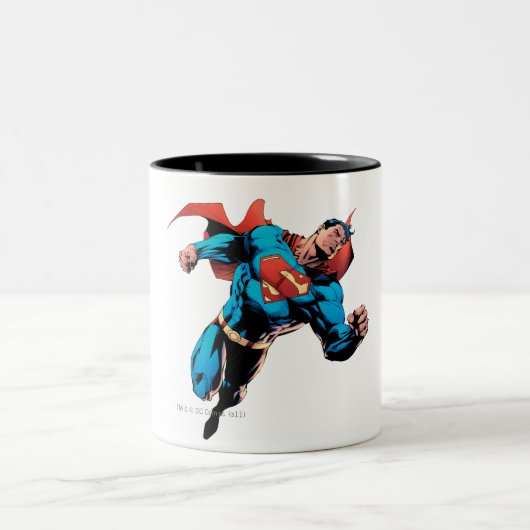 Superman im Anzug Zweifarbige Tasse (Mittel)