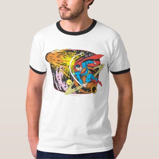 Superman im Weltraum T-Shirt (Vorderseite)