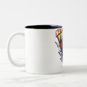 Superman mit Strom Zweifarbige Tasse (Links)