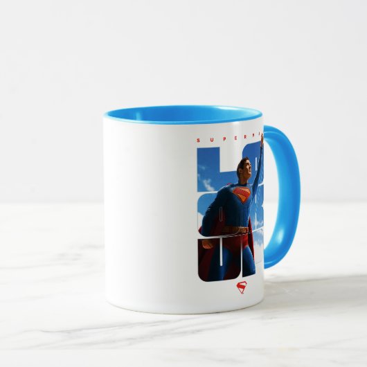 Superman schaut Pose nach oben Tasse (VorderseiteRechts)