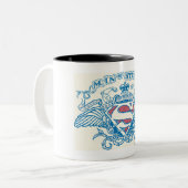 Superman Stylized | Wings and Arms Logo Zweifarbige Tasse (Vorderseite Links)