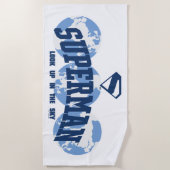 Superman über den Globus Strandtuch (Vorderseite)