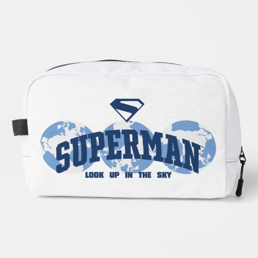 Superman über den Globus Waschbeutel (Vorderseite)