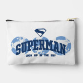 Superman über den Globus Zubehörtasche (Rückseite)