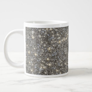 Supermassives schwarzes Loch in der Mitte einer Ga Jumbo-Tasse