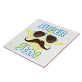 Superstar mit Sonnenbrille und Schnurrbart Fliese (Seite)