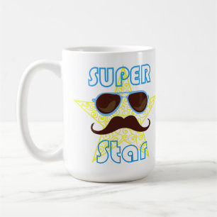Superstar mit Sonnenbrille und Schnurrbart Kaffeetasse