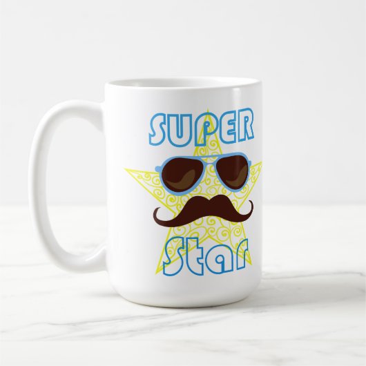 Superstar mit Sonnenbrille und Schnurrbart Kaffeetasse (Links)