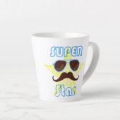Superstar mit Sonnenbrille und Schnurrbart Milchtasse (Rechte Ecke)