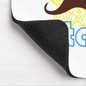 Superstar mit Sonnenbrille und Schnurrbart Mousepad (Ecke)