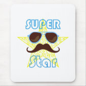 Superstar mit Sonnenbrille und Schnurrbart Mousepad (Vorne)