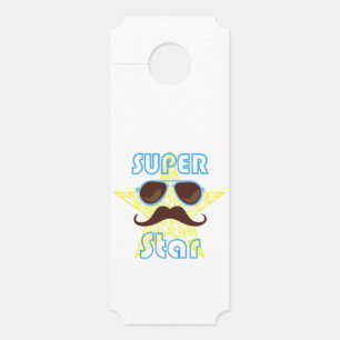 Superstar mit Sonnenbrille und Schnurrbart Türanhänger