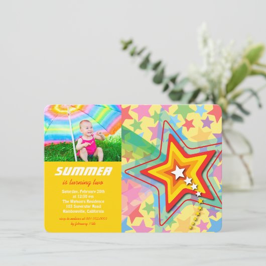 Superstar Rainbow Colorful Birthday Party Einladun Einladung (Stehend Vorderseite)