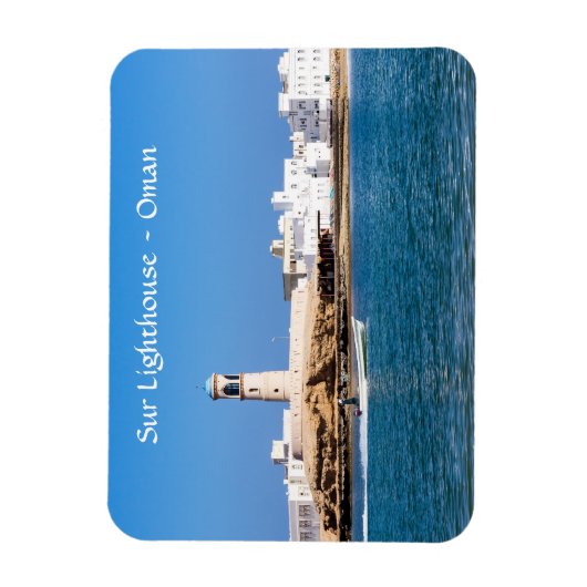 Sur Lighthouse mit Fischerboot - Sur, Oman Magnet (Vertikal)
