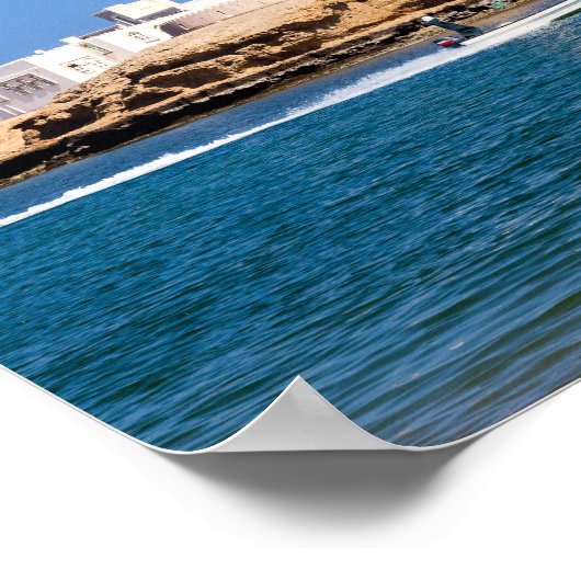 Sur Lighthouse mit Fischerboot - Sur, Oman Poster (Ecke)