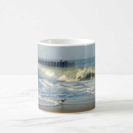 Surf Birds von M. Izzo - Playa del Rey Erinnerunge Kaffeetasse (Mittel)