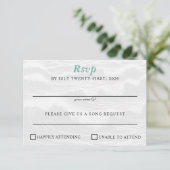 Surf Couple Wedding RSVP Karte (Stehend Vorderseite)