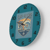 Surf Rescue Lifeguard Patrol Est 1950 Große Wanduhr (Winkel)