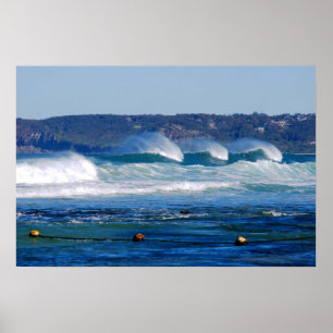 Surf Rolling in - Newcastle Beach NSW Australien Poster