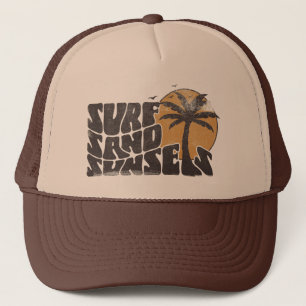 Surf Sand Sunsets Beach Life Palm Tree Truckerkappe
