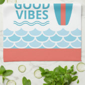 Surfboard High Tides Good Vibes Customizable Beach Geschirrtuch (Gefaltet)