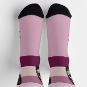 Surfboard-Silhouette über Mauve-Stimmungsfarbe Socken (Oben)