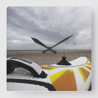 Surfbrett Quadratische Wanduhr