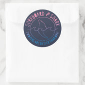 Surfbrett und Haifisch Funny Surfer Sommer Runder Aufkleber (Tasche)