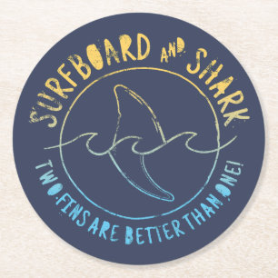 Surfbrett und Haifisch Funny Surfer Sommer Runder Pappuntersetzer