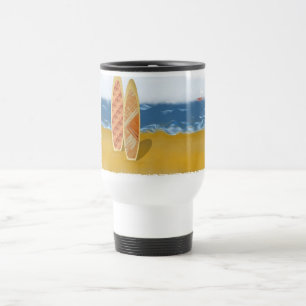 Surfbretter am Strand Reisebecher