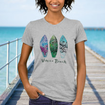 Surfbretter am Strand von Venedig
