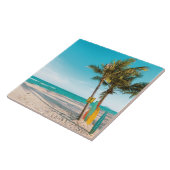 Surfbretter am Strand werfen Kissen Fliese (Seite)