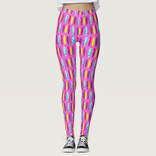 Surfbretter in rosa leggings (Vorderseite)