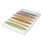 Surfbretter mit Longboard Vintag im Retro-Stil Badematte (Schrägansicht)