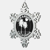 Surfen am Ozean Schneeflocken Zinn-Ornament (Rechts)