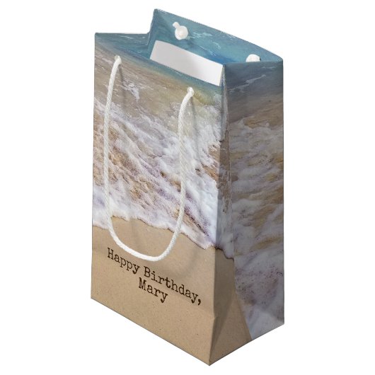 Surfen am Strand Kleine Geschenktüte (Vorderseite Schrägansicht)