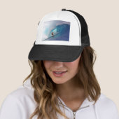 Surfen auf Mentawai Inseln mit großer blauer Welle Truckerkappe (Beispiel)