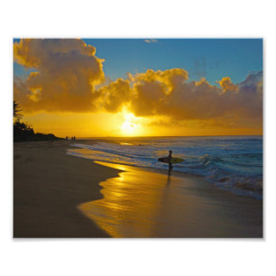 Surfen bei Sonnenaufgang Fotodruck
