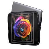 Surfen in der Regenbogen-Rose Laptopschutzhülle (Vorderseite Links)
