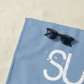Surfen ist auf strandtuch (Beispiel)