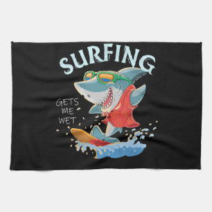 Surfen lässt mich nass Hai Geschenke Geschirrtuch