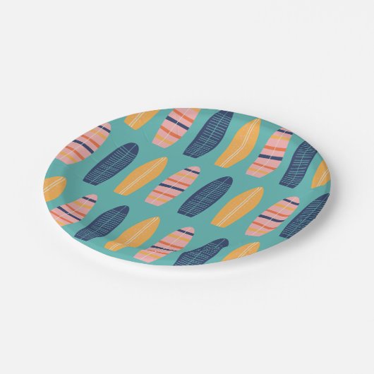 Surfen Sie rosa Surfbretter und Blume Pappteller (Schrägansicht)