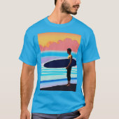 Surfen Stehend am Strand bei Sonnenuntergang T-Shirt (Vorderseite)