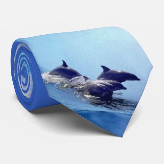 Surfende Delphine Krawatte (Gerollt)