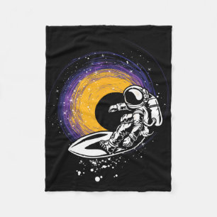 Surfender Astronaut - Galaxie Planeten Weltraum Ra Fleecedecke