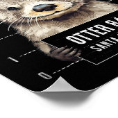 Surfender Otter 841 wegen Longboard-Diebstahls ges Poster (Ecke)