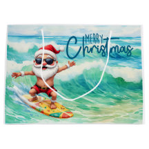 Surfender Weihnachtsmann ist auf einer großen Well