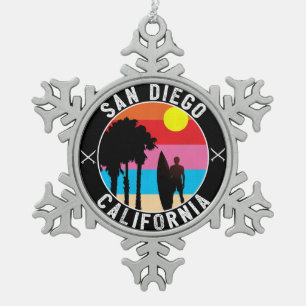 Surfendes San Diego Kalifornien schwärzt Schneeflocken Zinn-Ornament